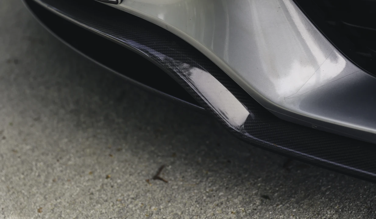 2014 Porsche 918 Spyder - Image 22 of 31