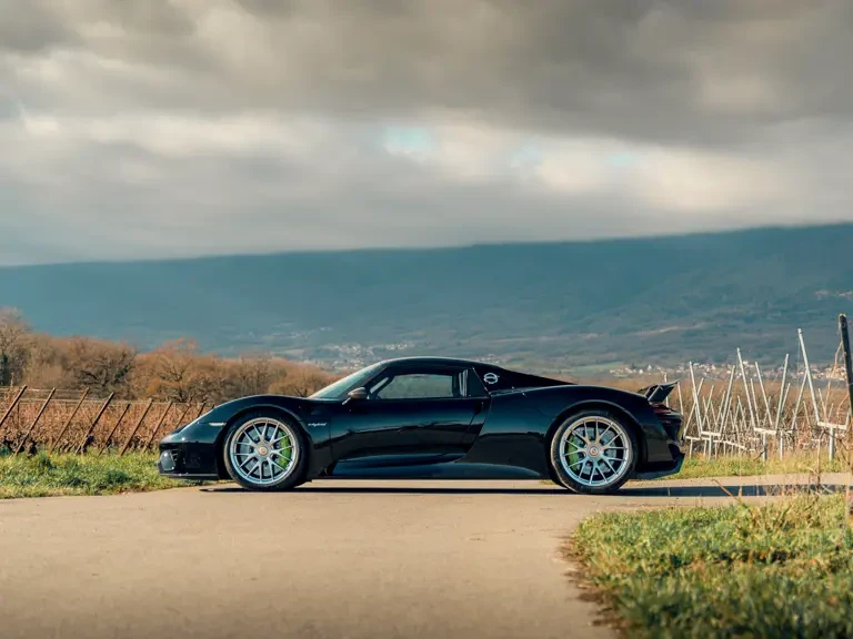 2014 Porsche 918 Spyder - Image 6 of 31