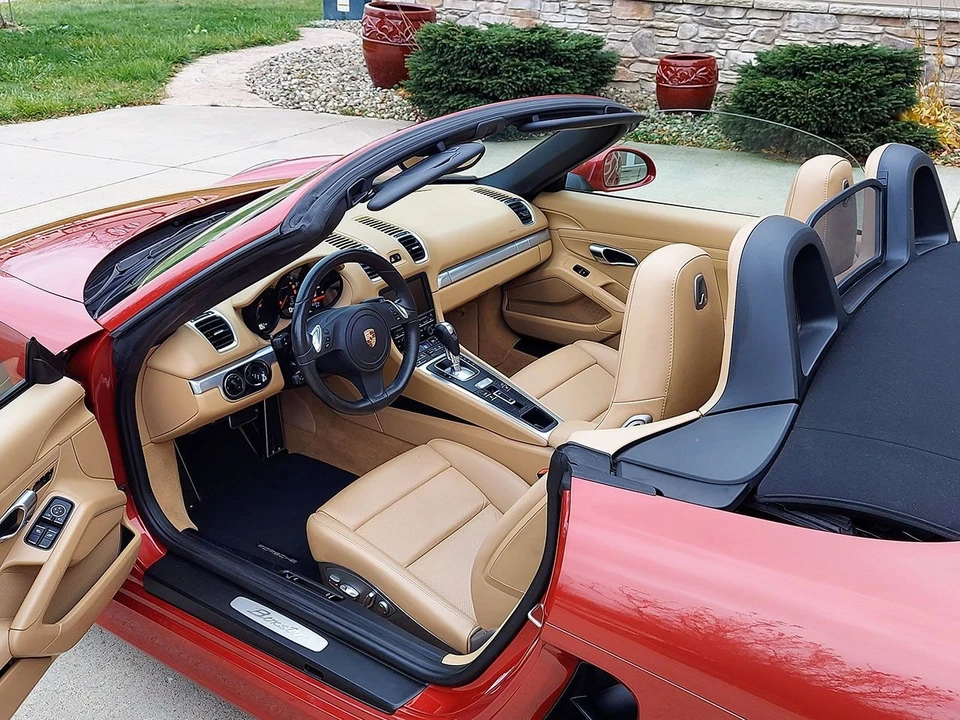2014 Porsche 981 Boxster - Image 10 of 14
