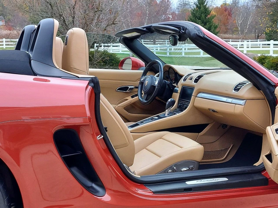 2014 Porsche 981 Boxster - Image 11 of 14