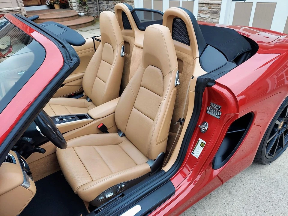2014 Porsche 981 Boxster - Image 12 of 14