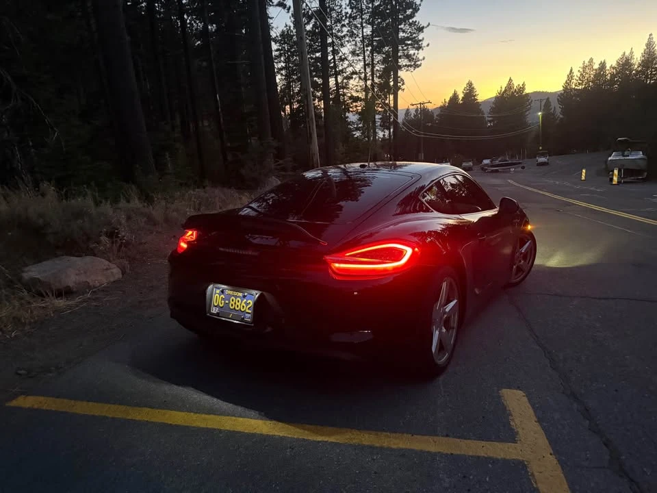 2014 Porsche 981 Cayman - Image 8 of 11