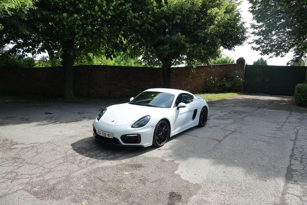 2014 Porsche 981 Cayman GTS - Image 11 of 21