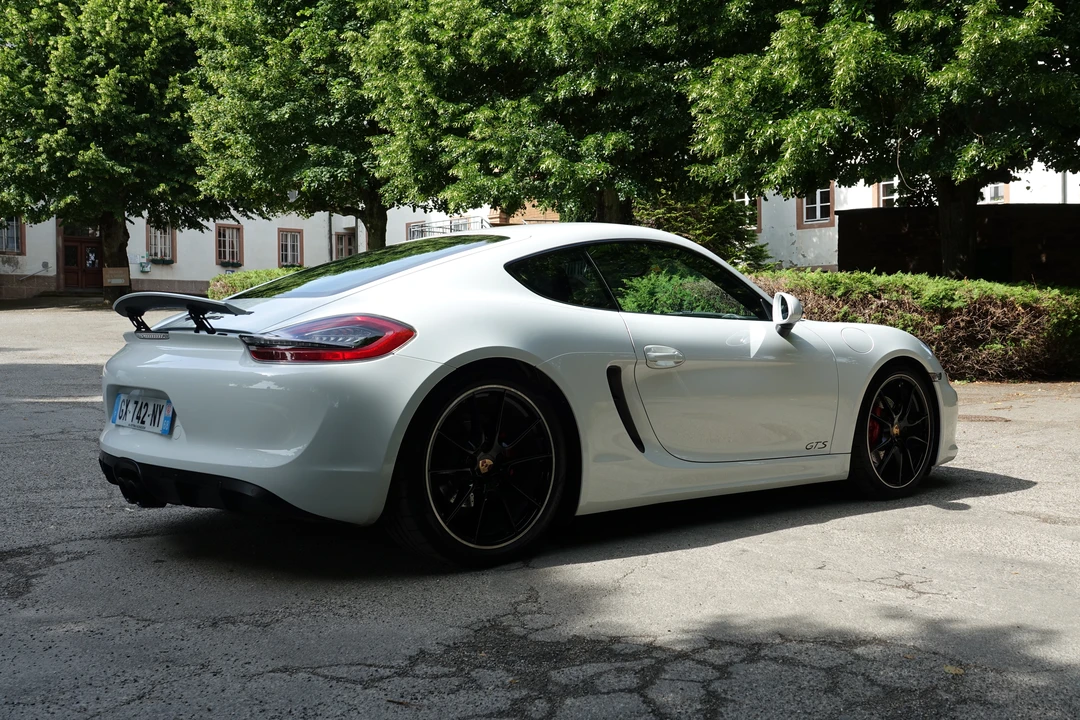 2014 Porsche 981 Cayman GTS - Image 13 of 21