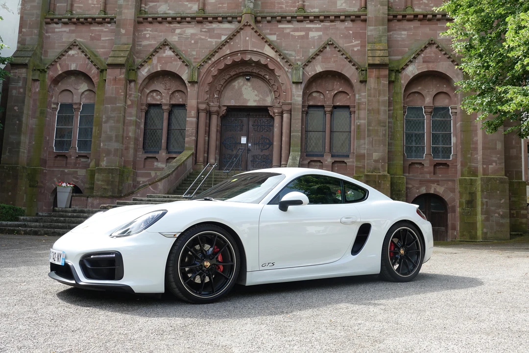 2014 Porsche 981 Cayman GTS - Image 16 of 21