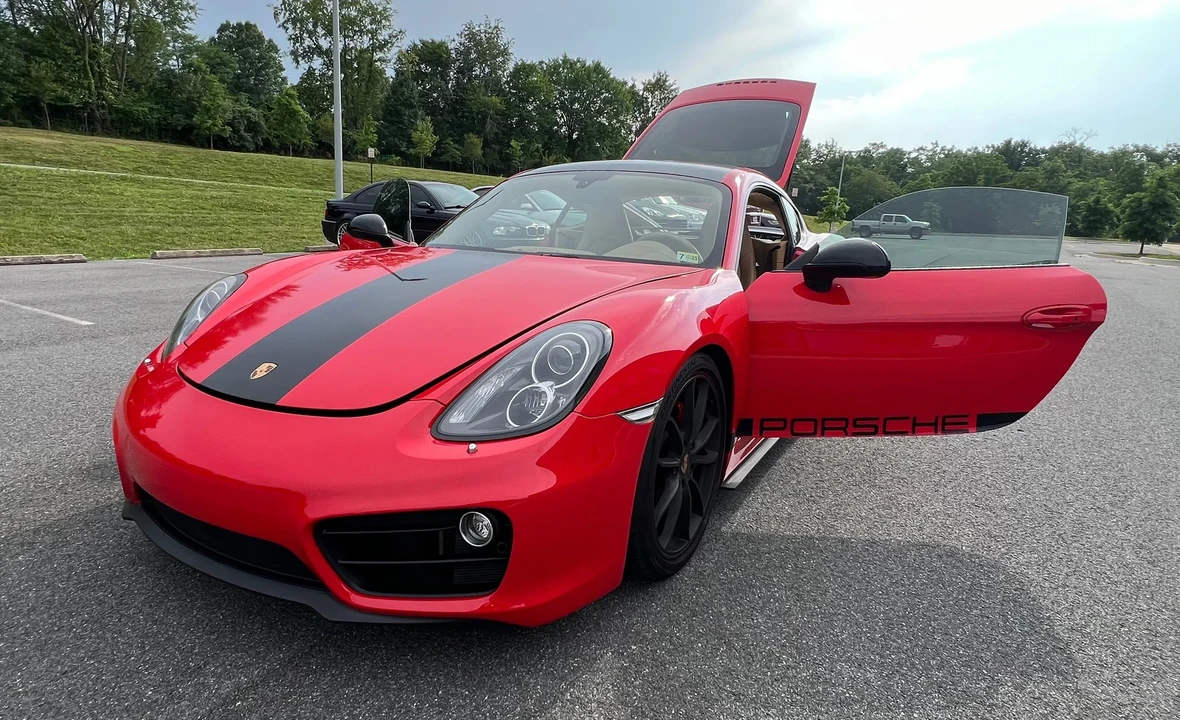 2014 Porsche 981 Cayman S - Image 22 of 31