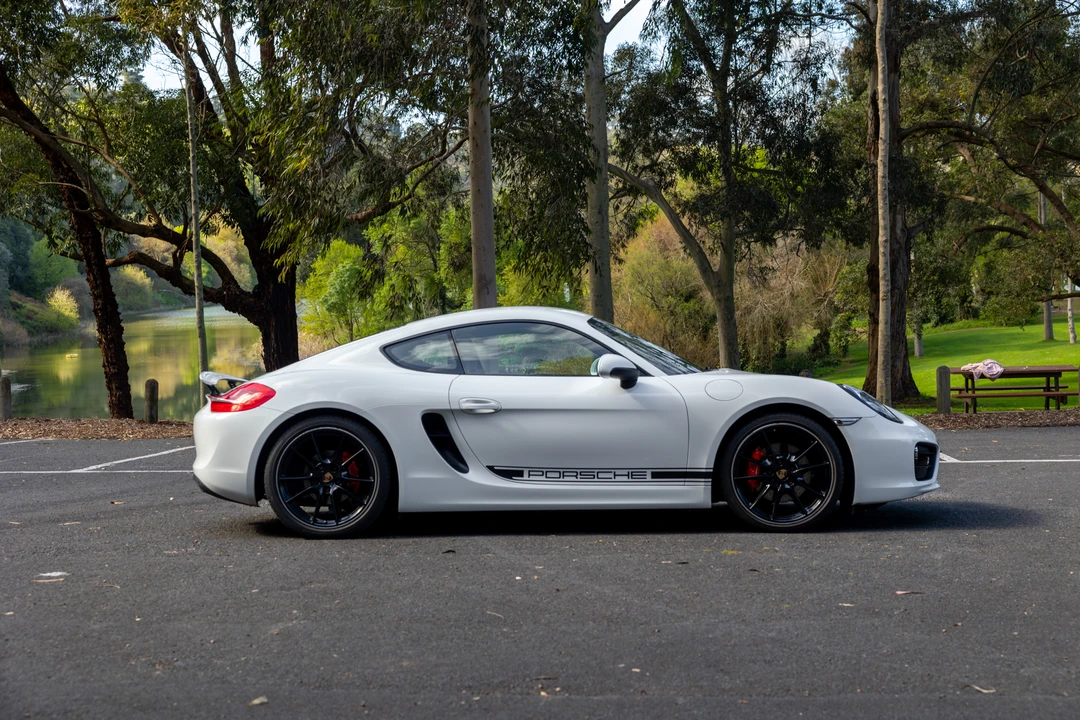 2014 Porsche 981 Cayman S - Image 4 of 31