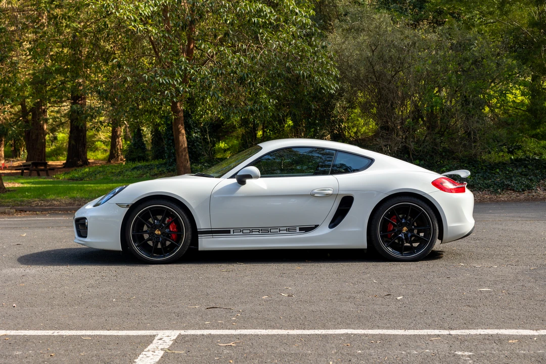 2014 Porsche 981 Cayman S - Image 8 of 31