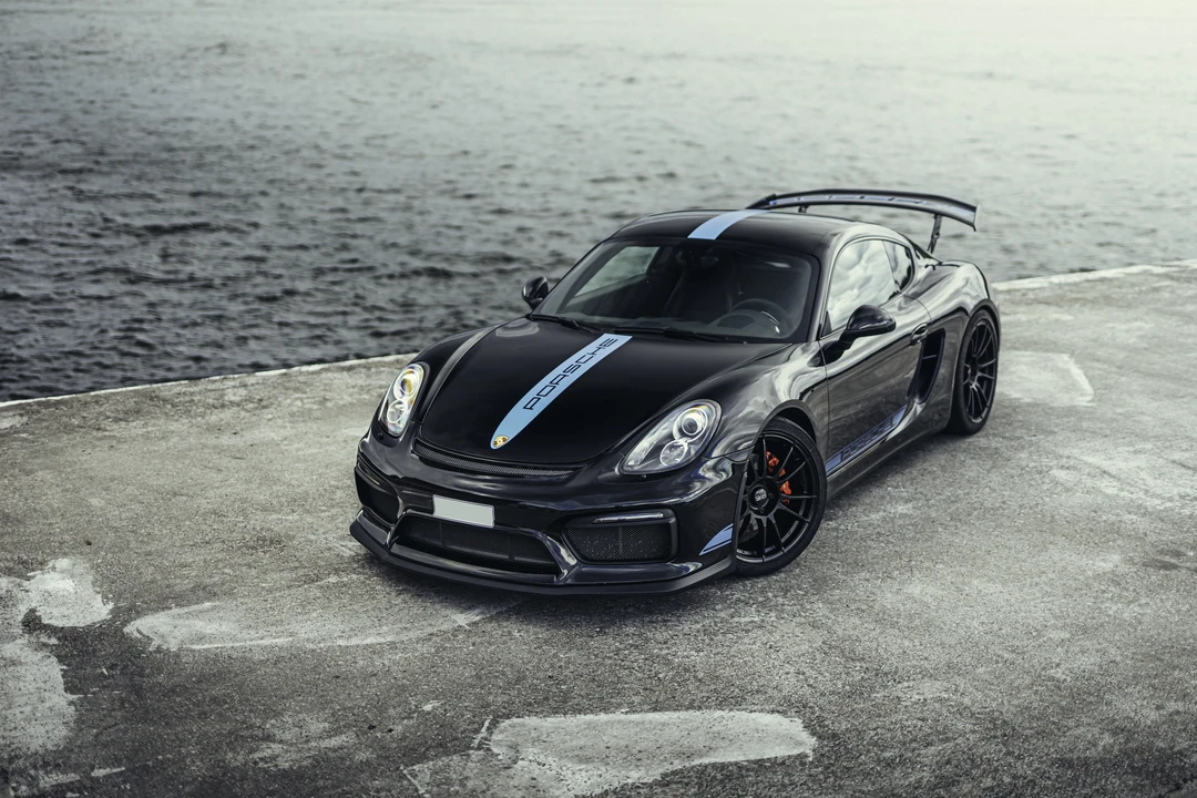 2014 Porsche 981 Cayman S - Image 3 of 31
