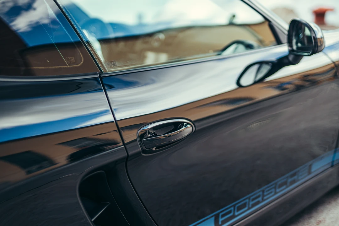 2014 Porsche 981 Cayman S - Image 26 of 31