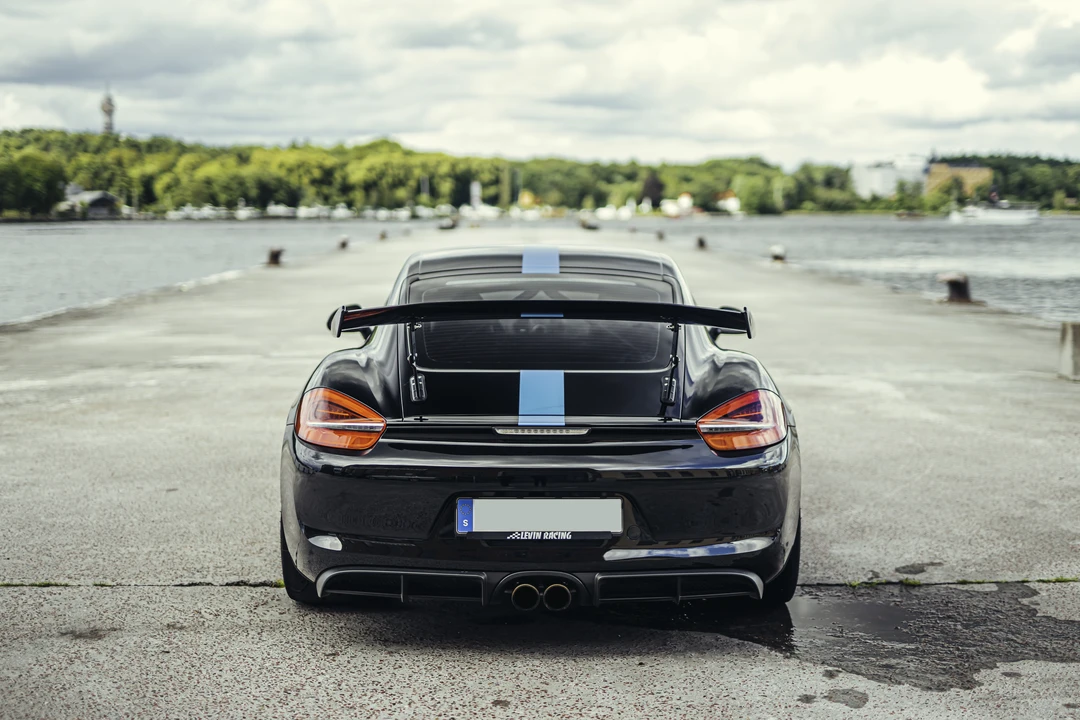 2014 Porsche 981 Cayman S - Image 12 of 31