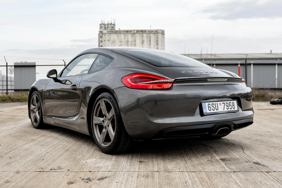 2014 Porsche 981 Cayman - Image 5 of 31