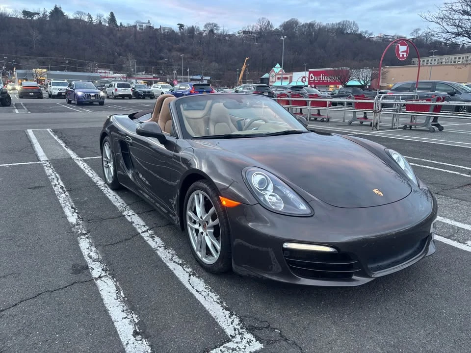 2014 Porsche 981 Boxster - Image 2 of 11