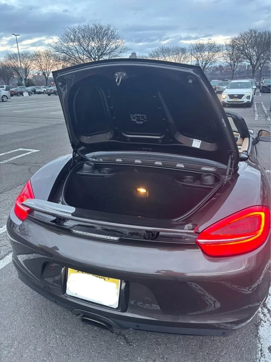 2014 Porsche 981 Boxster - Image 10 of 11