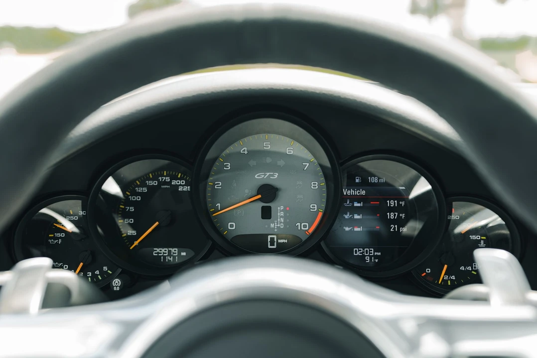 2014 Porsche 991 GT3 - Image 11 of 20