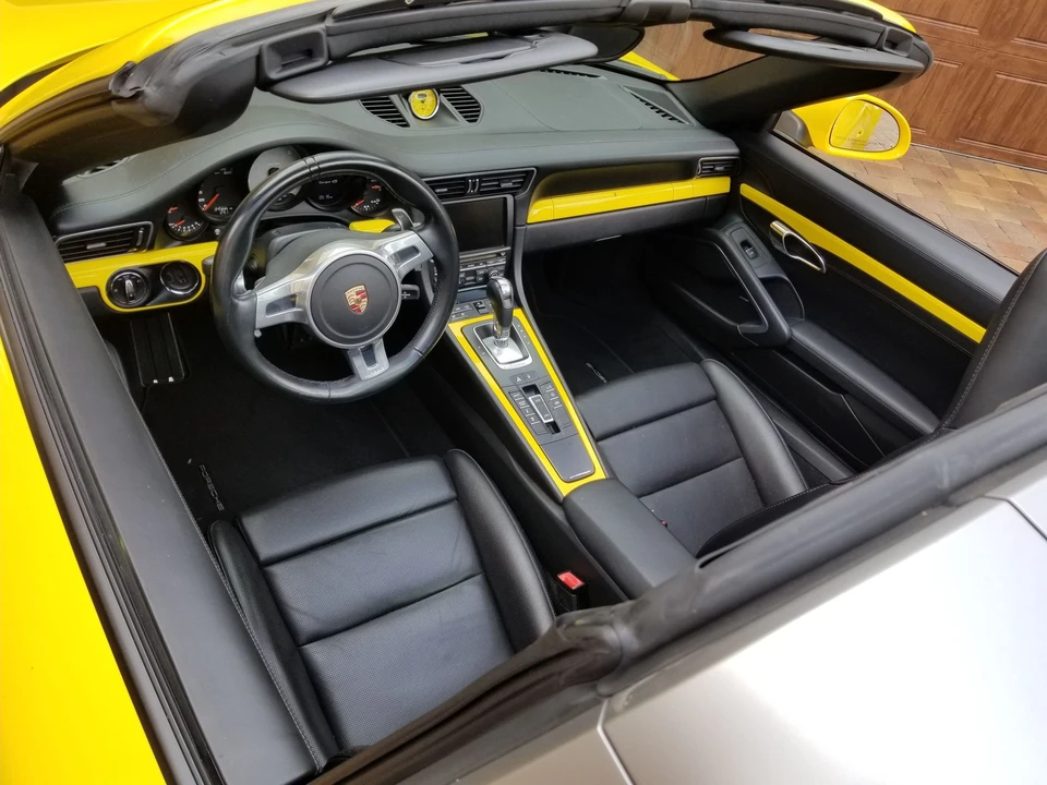 2014 Porsche 991 Targa 4 & 4S - Image 2 of 4