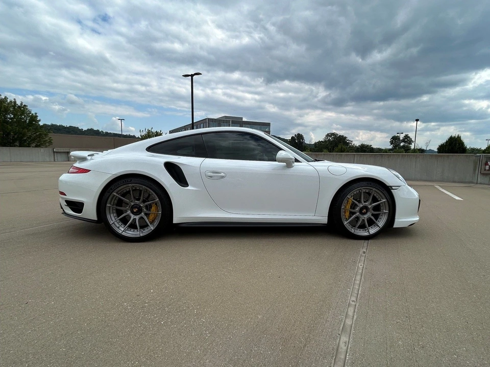 2014 Porsche 991 Turbo S - Image 4 of 13