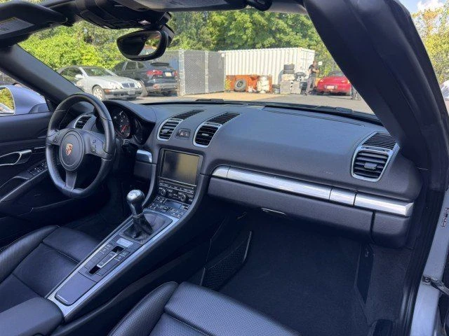 2014 Porsche 981 Boxster - Image 17 of 20
