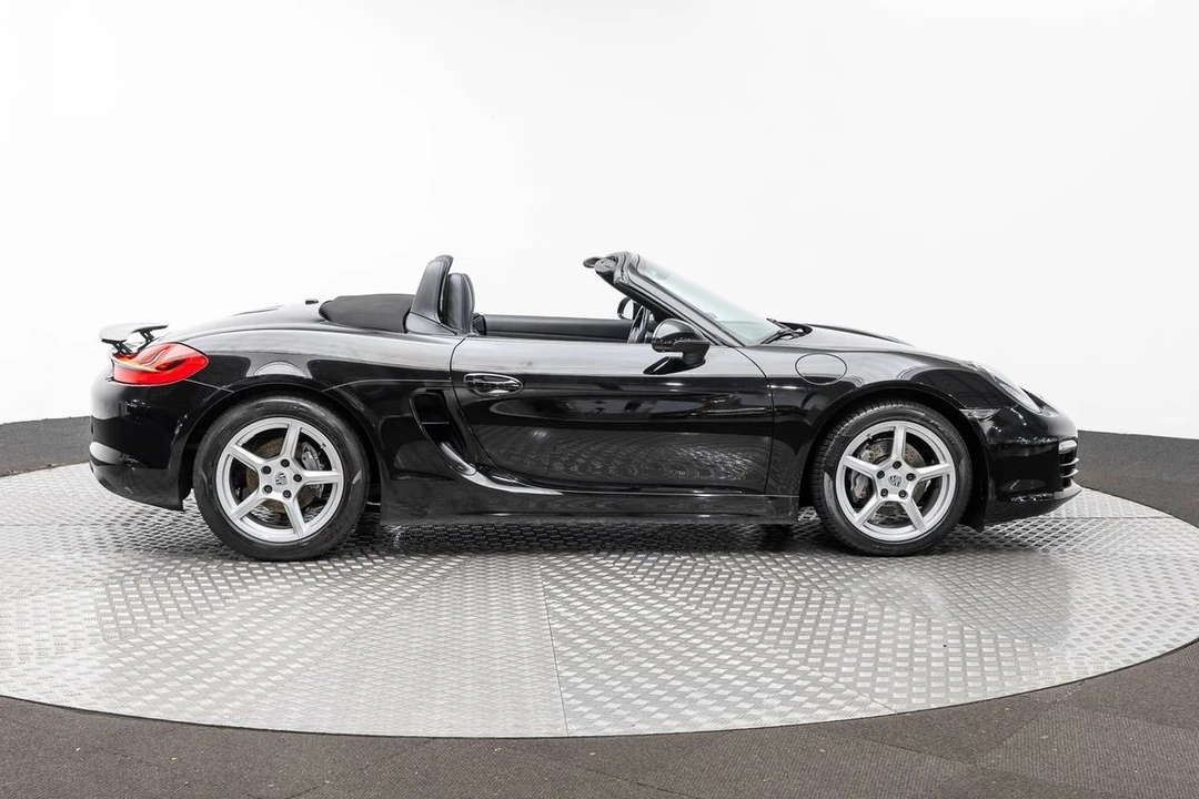 2014 Porsche 981 Boxster - Image 9 of 31