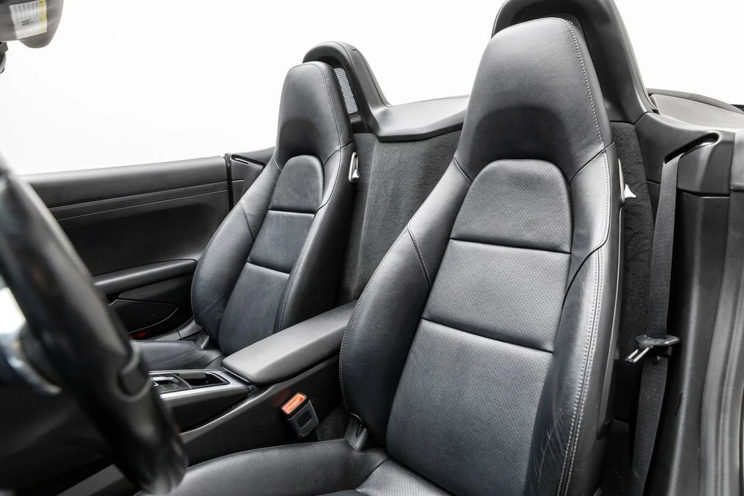 2014 Porsche 981 Boxster - Image 18 of 31