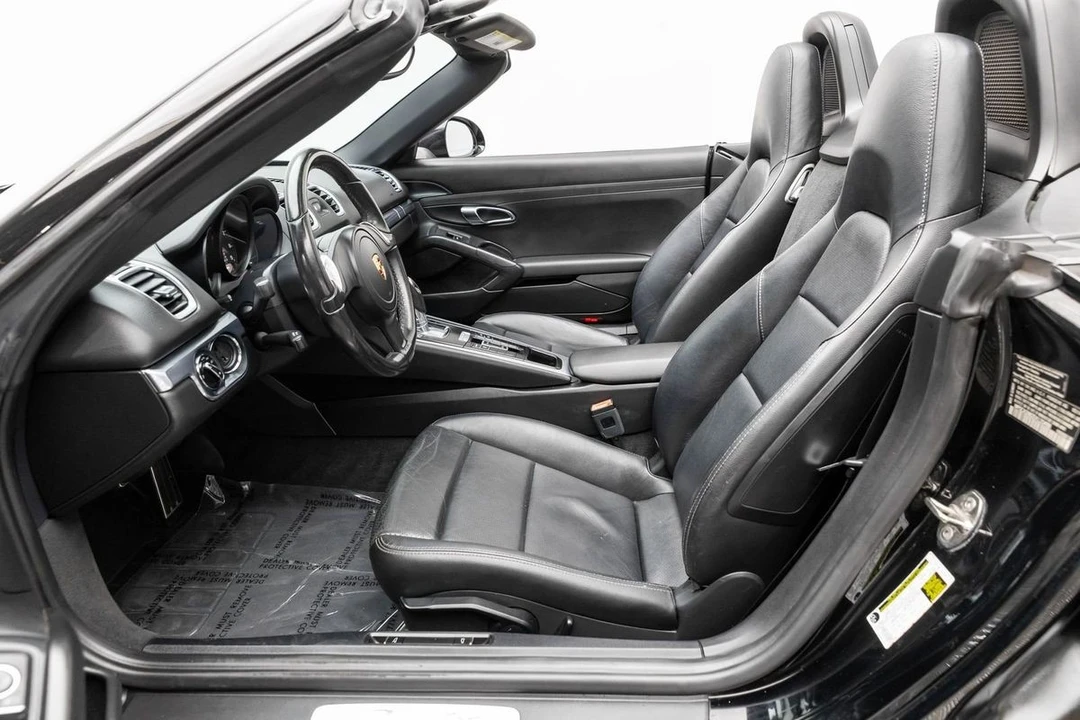 2014 Porsche 981 Boxster - Image 16 of 31