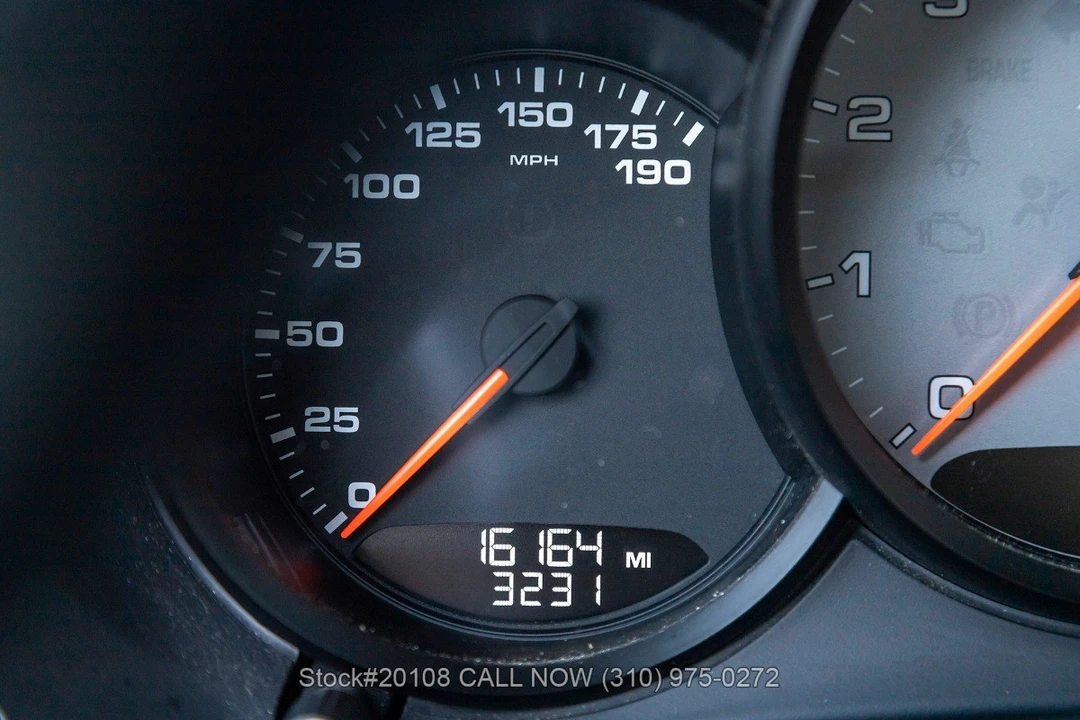 2014 Porsche 981 Boxster - Image 28 of 31