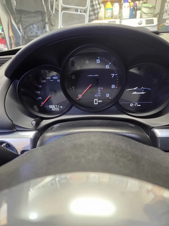 2014 Porsche 981 Boxster - Image 10 of 13