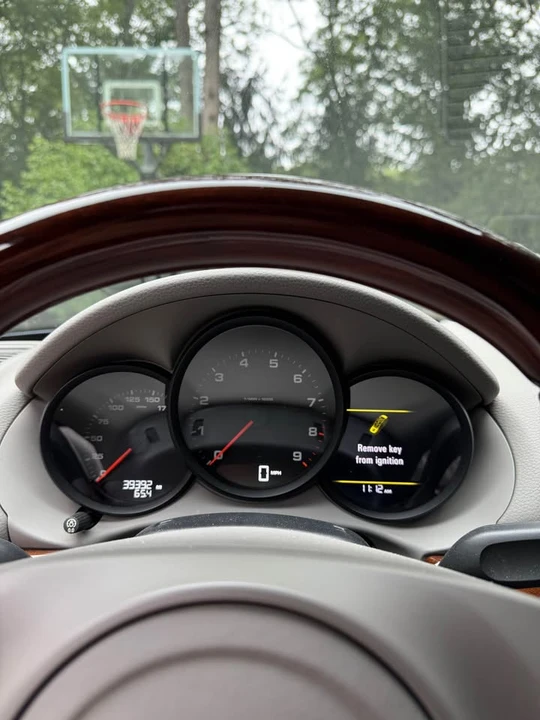 2014 Porsche 981 Boxster - Image 4 of 20