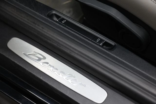 2014 Porsche 981 Boxster - Image 10 of 12