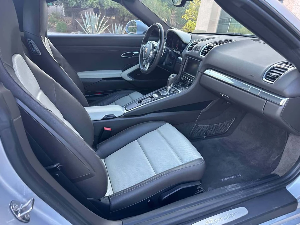 2014 Porsche 981 Boxster - Image 11 of 13