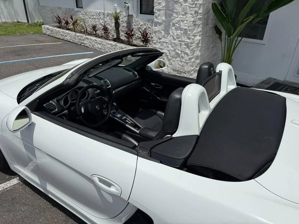 2014 Porsche 981 Boxster - Image 8 of 20