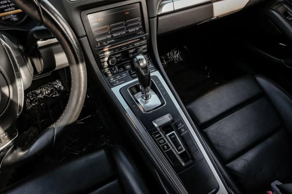 2014 Porsche 981 Boxster - Image 15 of 20