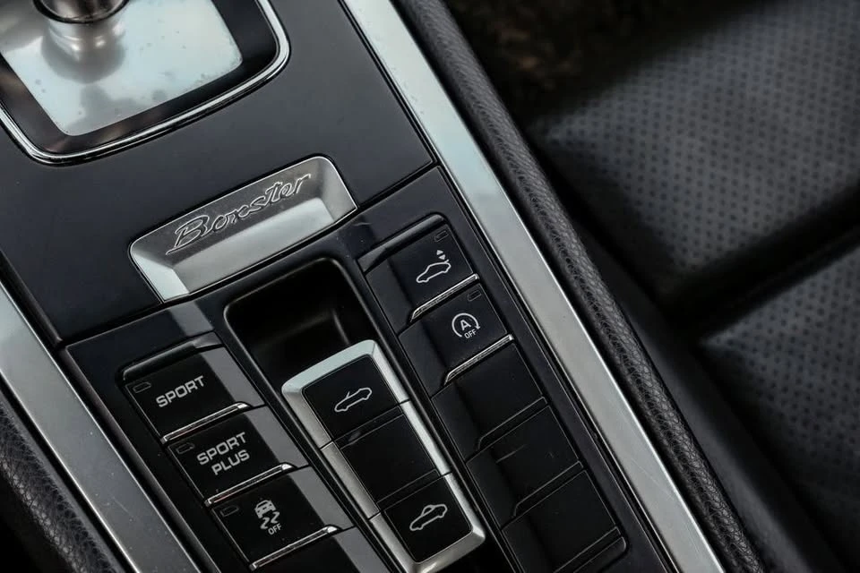 2014 Porsche 981 Boxster - Image 18 of 20
