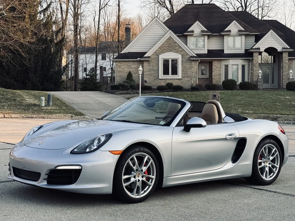 2014 Porsche 981 Boxster S - Image 2 of 31