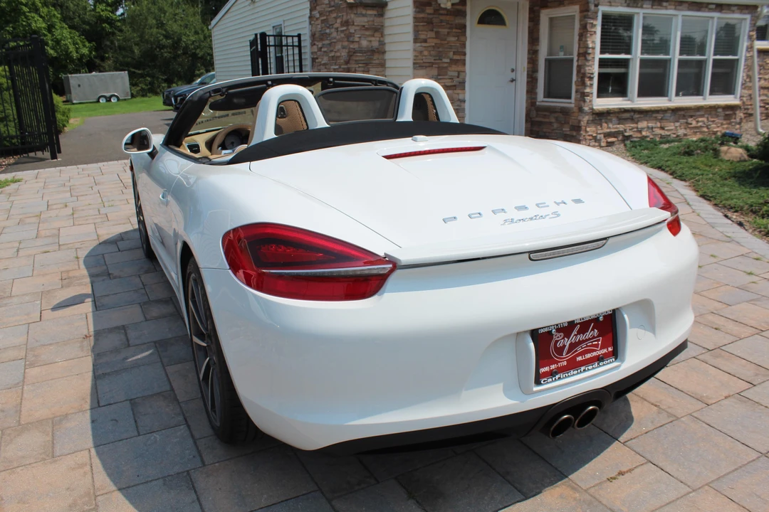 2014 Porsche 981 Boxster - Image 17 of 31
