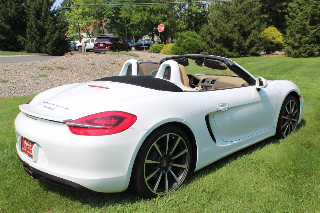 2014 Porsche 981 Boxster - Image 10 of 31
