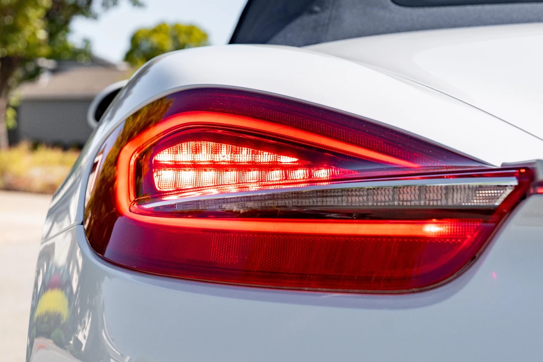 2014 Porsche 981 Boxster - Image 25 of 31
