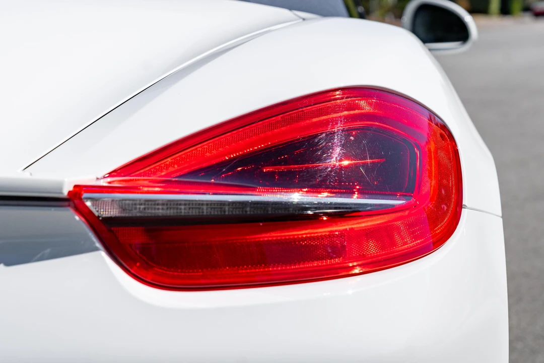 2014 Porsche 981 Boxster - Image 26 of 31