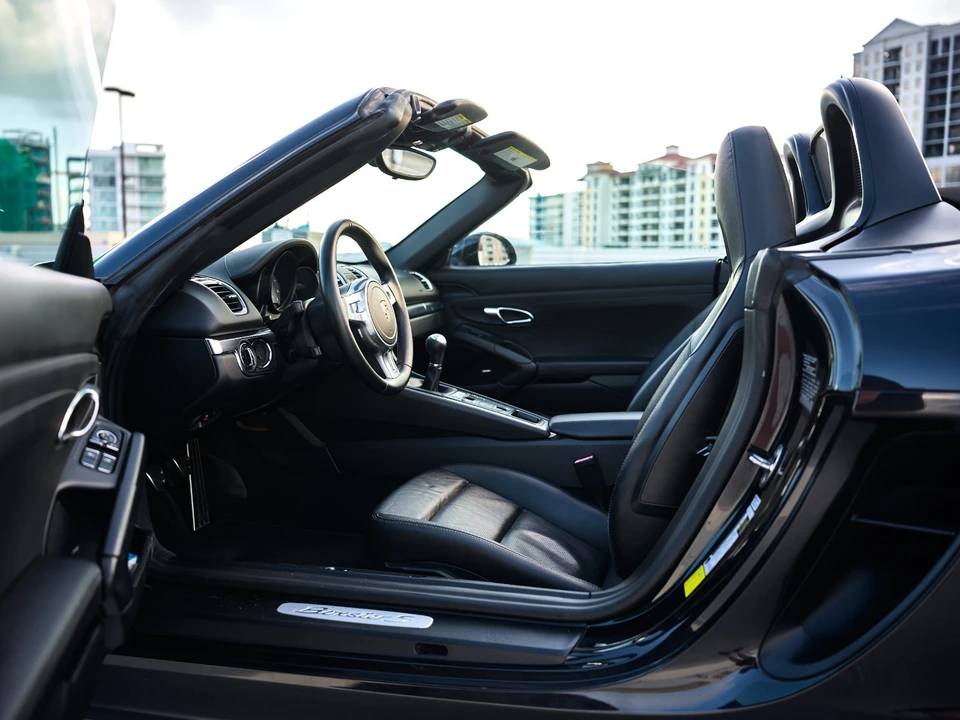 2014 Porsche 981 Boxster S - Image 6 of 31