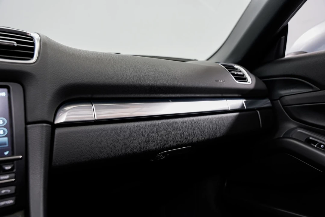 2014 Porsche 981 Boxster S - Image 15 of 31