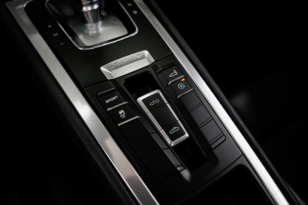 2014 Porsche 981 Boxster S - Image 14 of 31