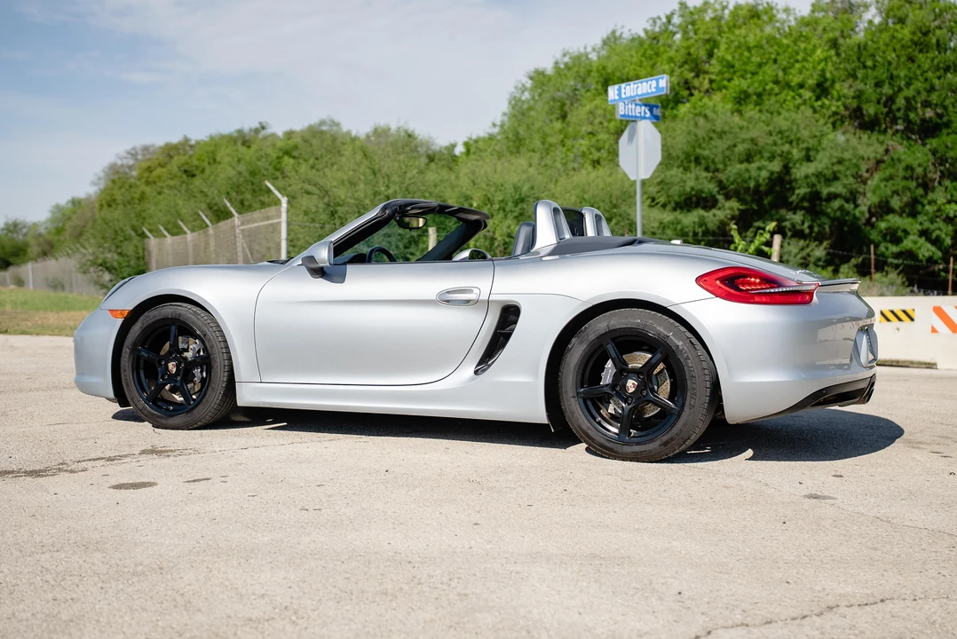 2014 Porsche 981 Boxster - Image 9 of 31