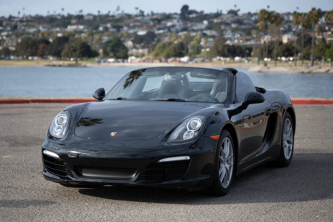 2014 Porsche 981 Boxster - Image 8 of 31