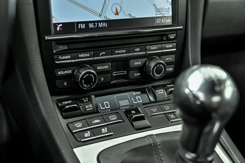 2014 Porsche 981 Boxster - Image 26 of 31