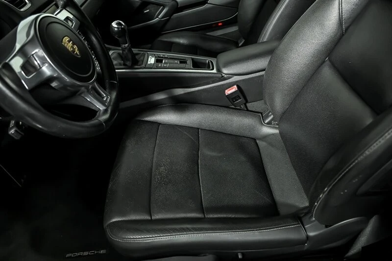 2014 Porsche 981 Boxster - Image 19 of 31