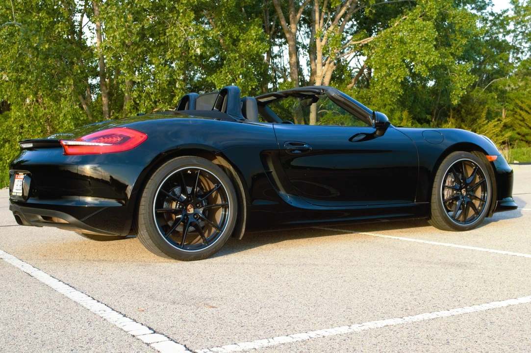2014 Porsche 981 Boxster - Image 10 of 31