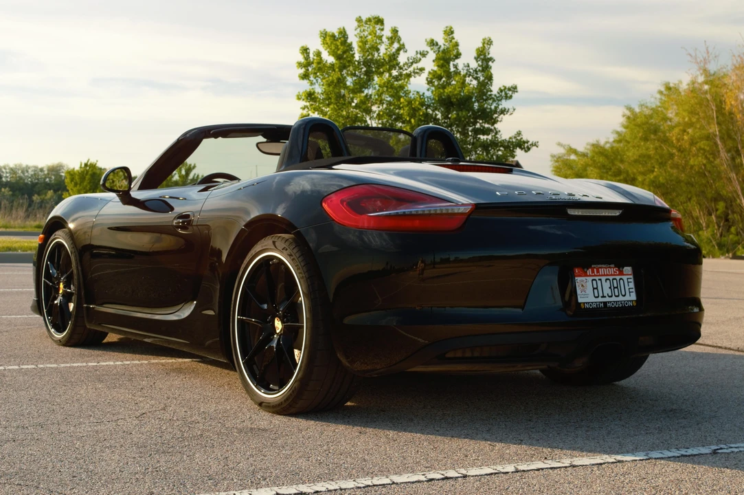 2014 Porsche 981 Boxster - Image 8 of 31