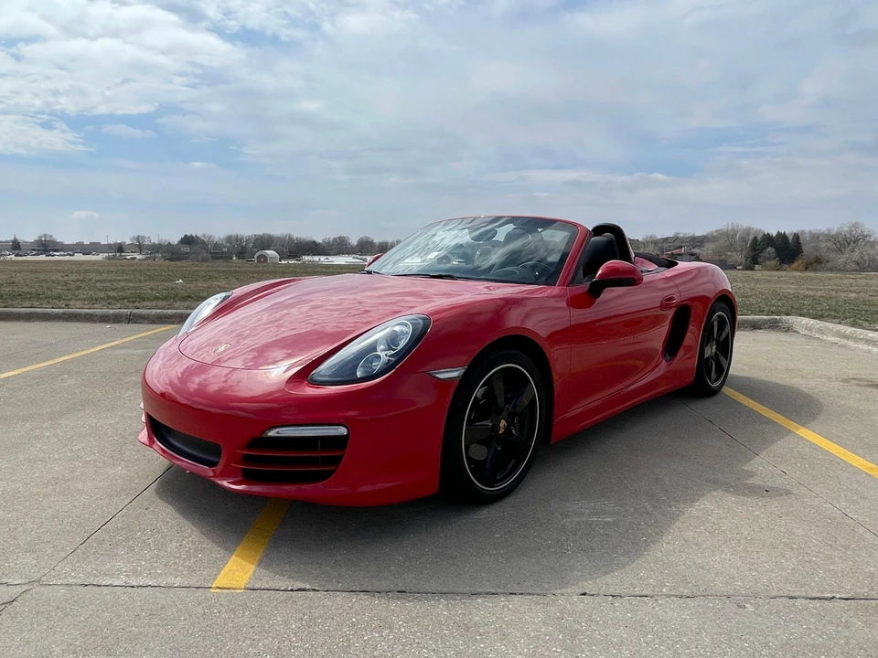 2014 Porsche 981 Boxster - Image 7 of 31