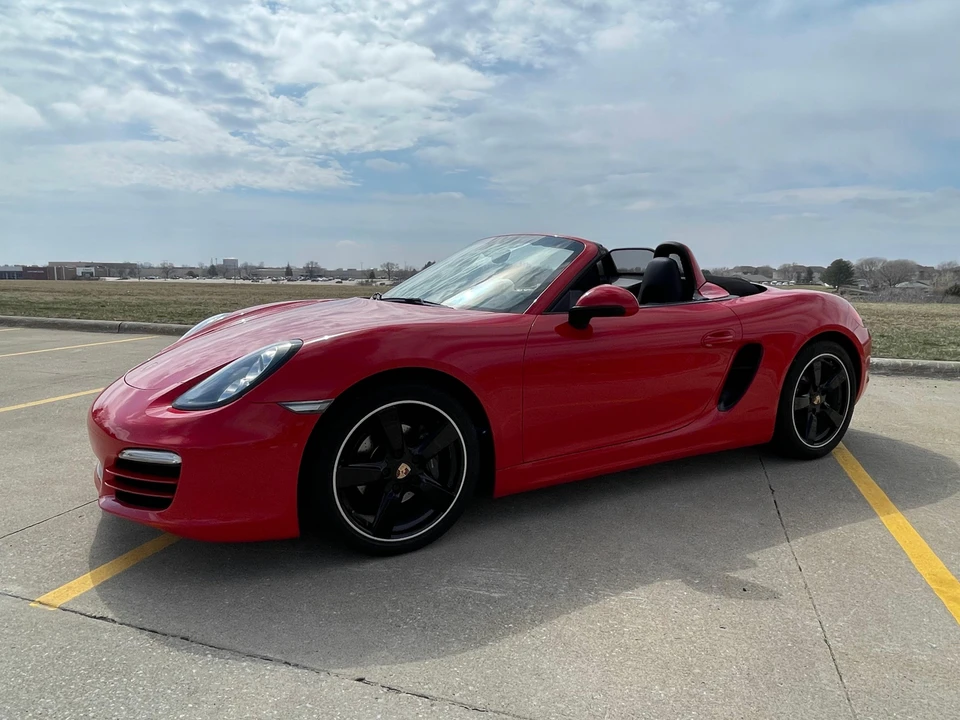 2014 Porsche 981 Boxster - Image 9 of 31