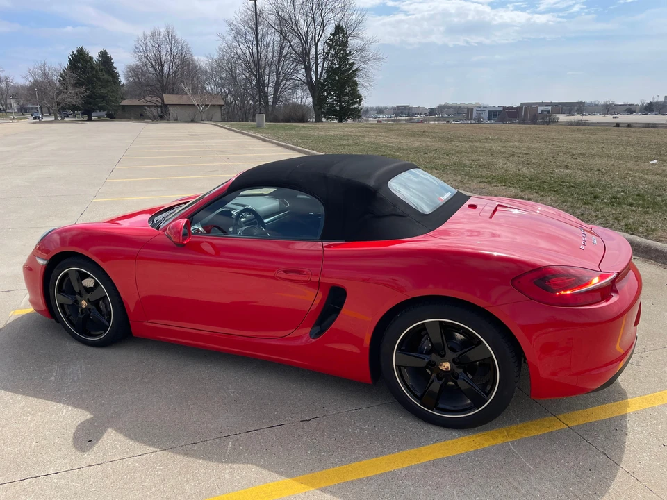 2014 Porsche 981 Boxster - Image 25 of 31